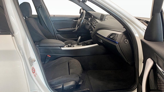 BMW 118d 3 of 18