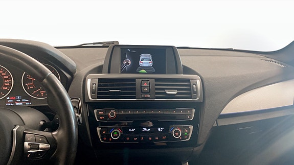 BMW 118d 12 of 18