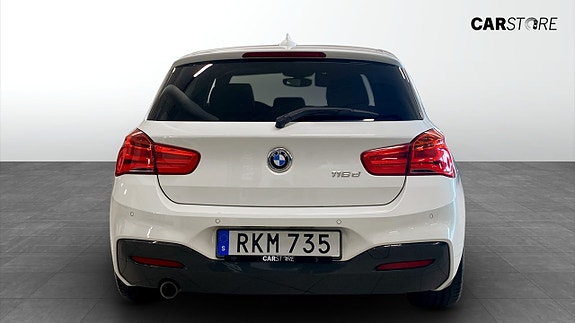 BMW 118d 7 of 18