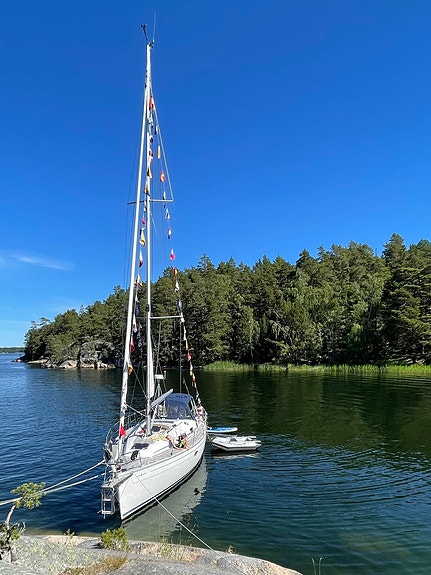 Bavaria 35 Cruiser – Mycket välutrustad med modernt elektronik- och energisystem 4 of 5