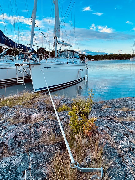 Bavaria 35 Cruiser – Mycket välutrustad med modernt elektronik- och energisystem 3 of 5