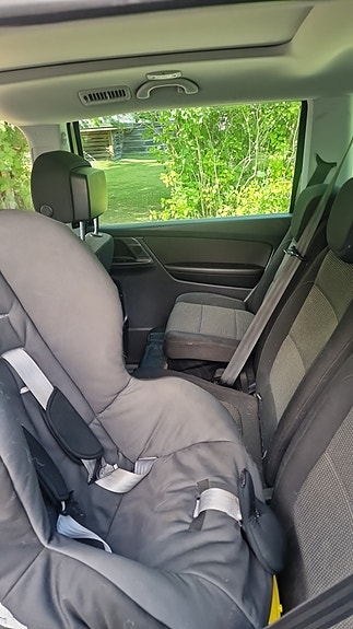 Volkswagen Sharan 5 of 9