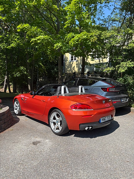 BMW Z4 2 of 7