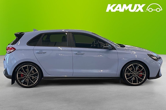 Hyundai i30 2 of 24