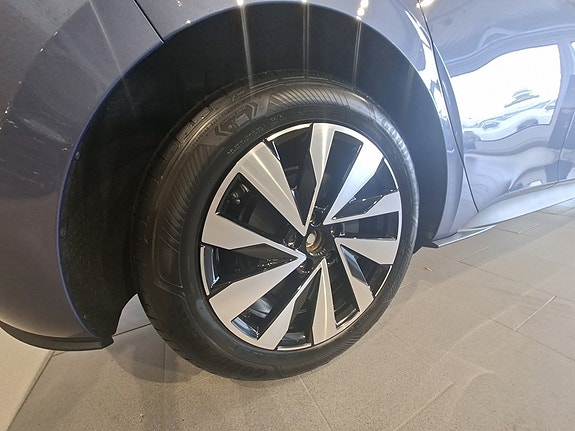 Volkswagen ID.3 Neo 3 of 5