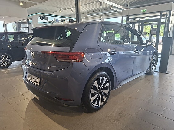 Volkswagen ID.3 Neo 2 of 5