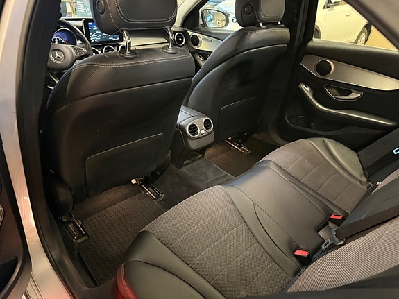 Mercedes-Benz C200 6 of 19