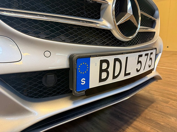 Mercedes-Benz C200 19 of 19