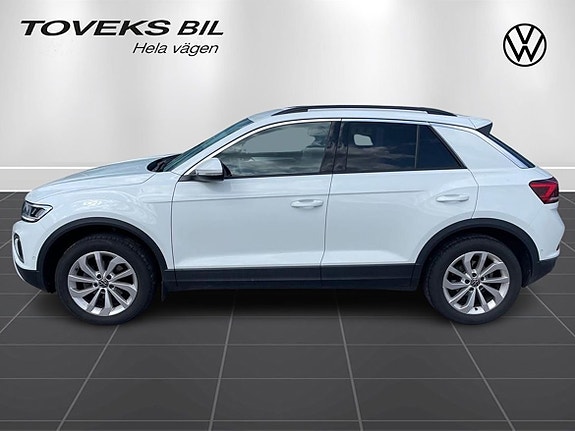 Volkswagen T-Roc 2 of 5