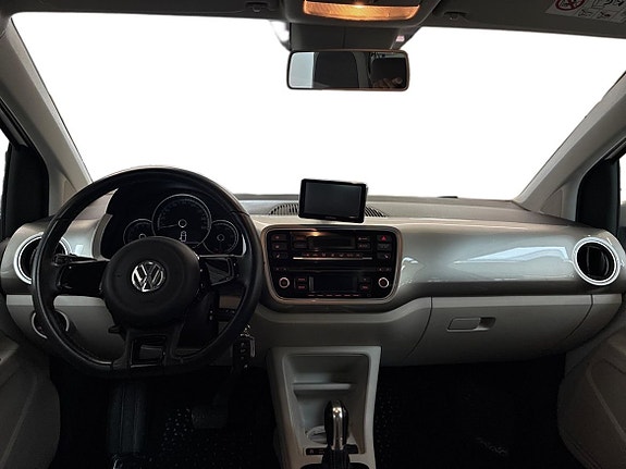 Volkswagen e-Up! 12 of 21