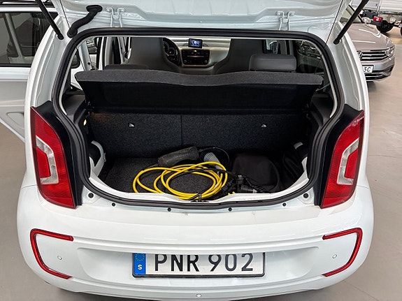 Volkswagen e-Up! 18 of 21