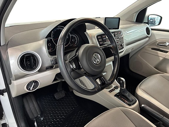 Volkswagen e-Up! 10 of 21