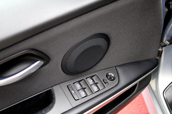 BMW 320i 21 of 21