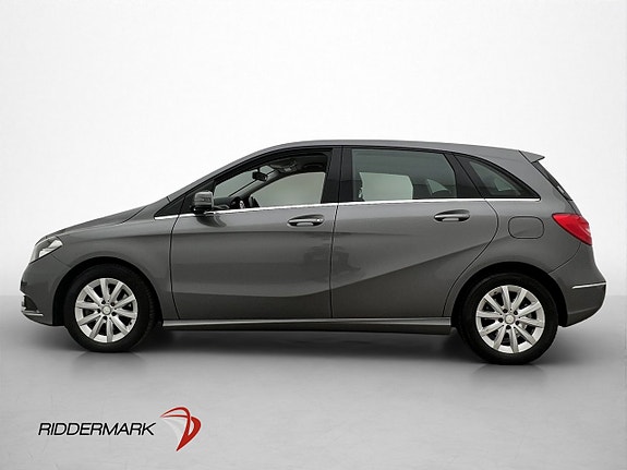 Mercedes-Benz B200 5 of 5