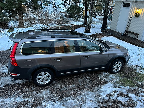 Volvo XC70 9 of 9