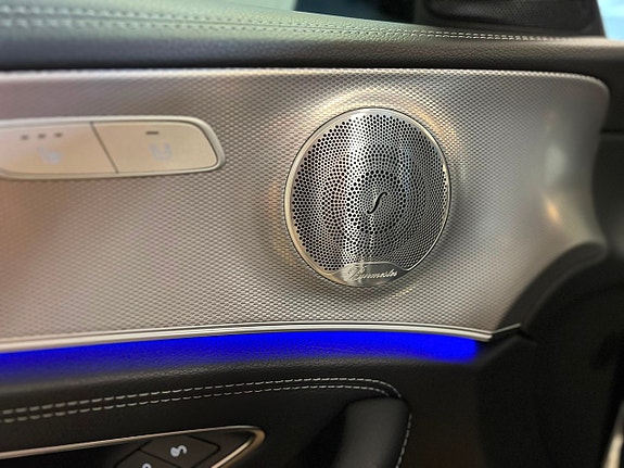 Mercedes-Benz E300 de 15 of 25