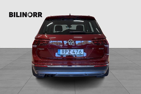 Volkswagen Tiguan 6 of 11