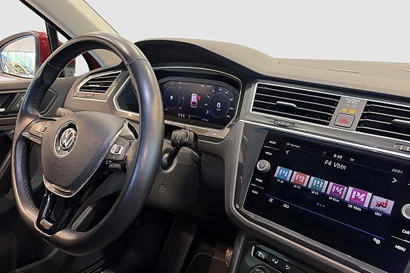 Volkswagen Tiguan 8 of 11
