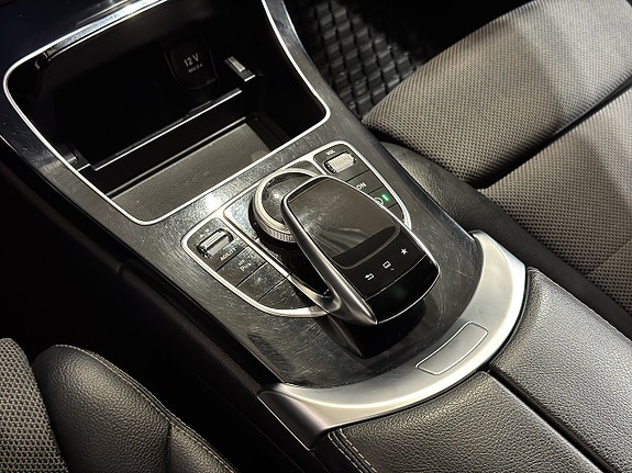 Mercedes-Benz C220 16 of 20