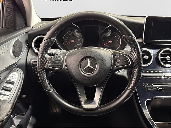 Mercedes-Benz C220 13 of 20