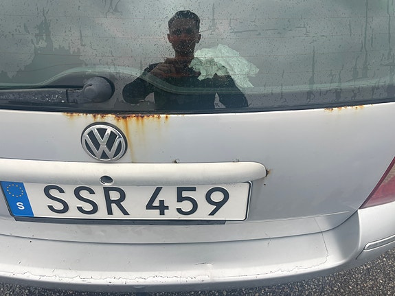 Volkswagen Passat 11 of 15