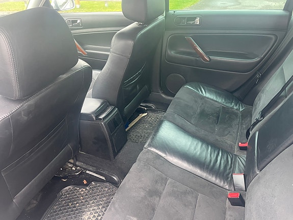 Volkswagen Passat 15 of 15