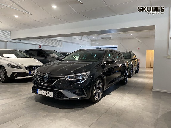 Renault Megane E-Tech 3 of 5