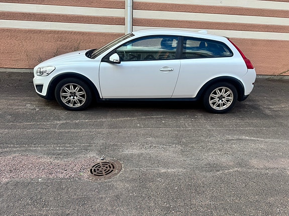 Volvo C30 2 of 6