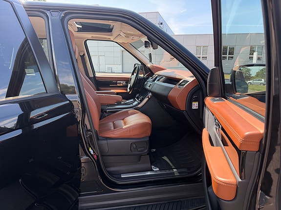 Land Rover Range Rover Sport 7 of 8