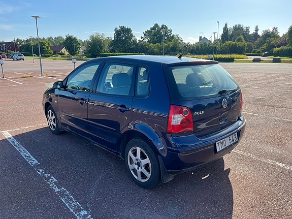 Volkswagen Polo 2 of 7