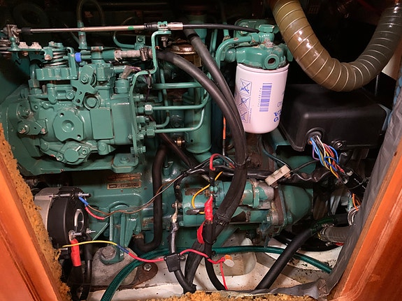 Dufour 39 cc (center cockpit) 1999 4 of 9