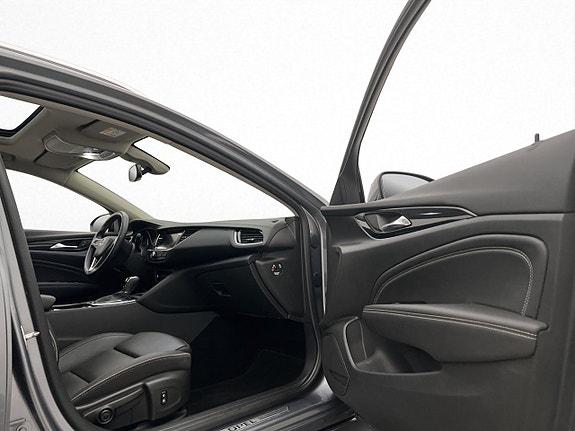 Opel Insignia 25 of 30