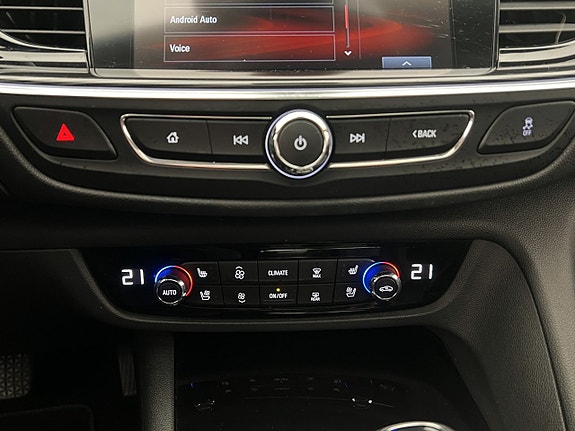 Opel Insignia 22 of 30