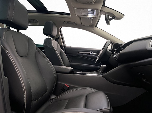 Opel Insignia 23 of 30