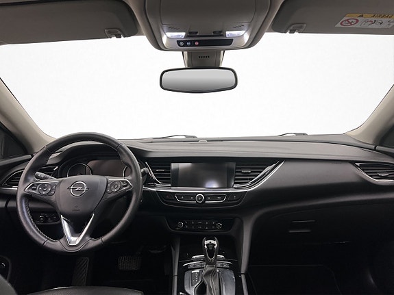 Opel Insignia 12 of 30