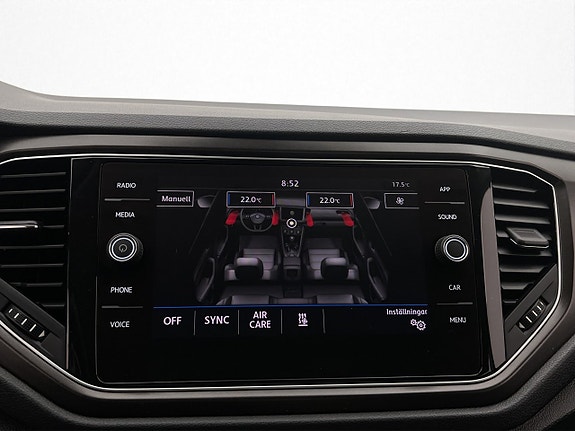 Volkswagen T-Roc 21 of 30