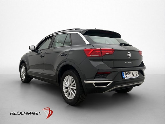 Volkswagen T-Roc 6 of 30