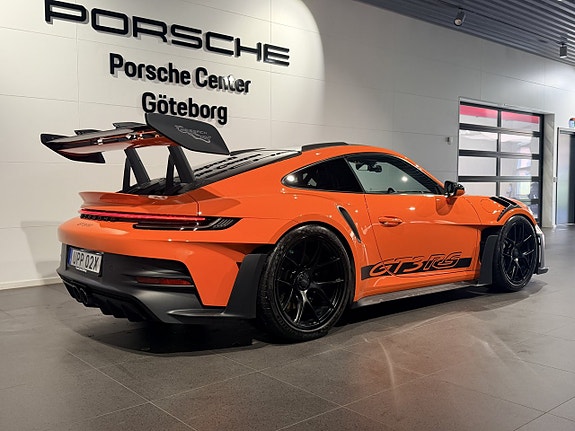 Porsche 911 GT3 RS 4 of 30
