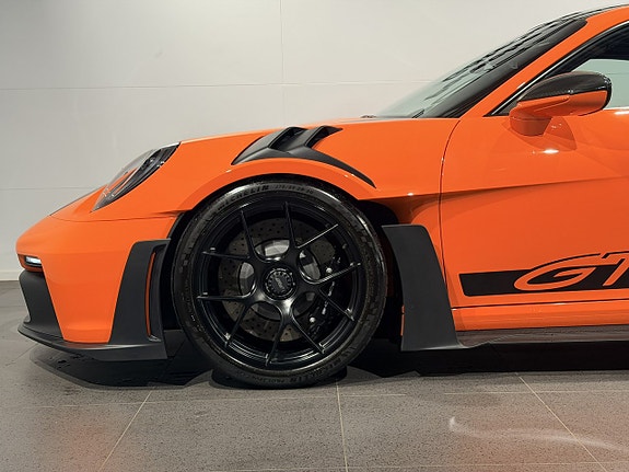 Porsche 911 GT3 RS 9 of 30