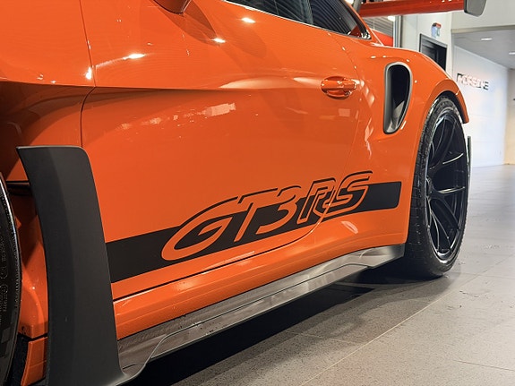 Porsche 911 GT3 RS 11 of 30