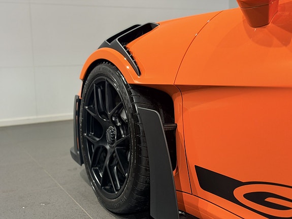 Porsche 911 GT3 RS 13 of 30