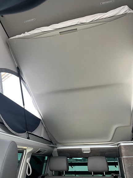 Volkswagen T6.1 California Ocean Edition 6 of 8