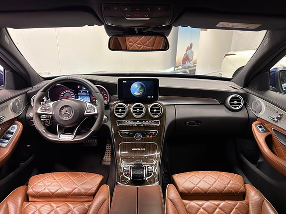 Mercedes-Benz C63 21 of 30