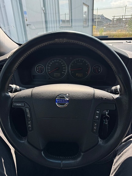 Volvo V70 13 of 20