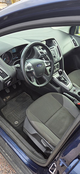Ford Focus 5 of 5