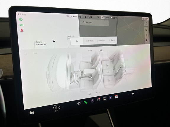 Tesla Model 3 26 of 30