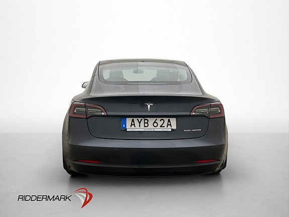 Tesla Model 3 8 of 30