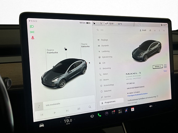 Tesla Model 3 25 of 30