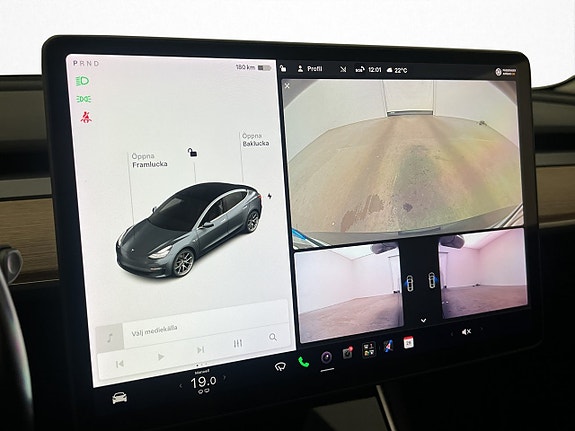 Tesla Model 3 19 of 30
