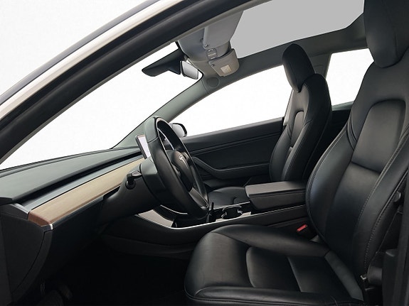 Tesla Model 3 12 of 30